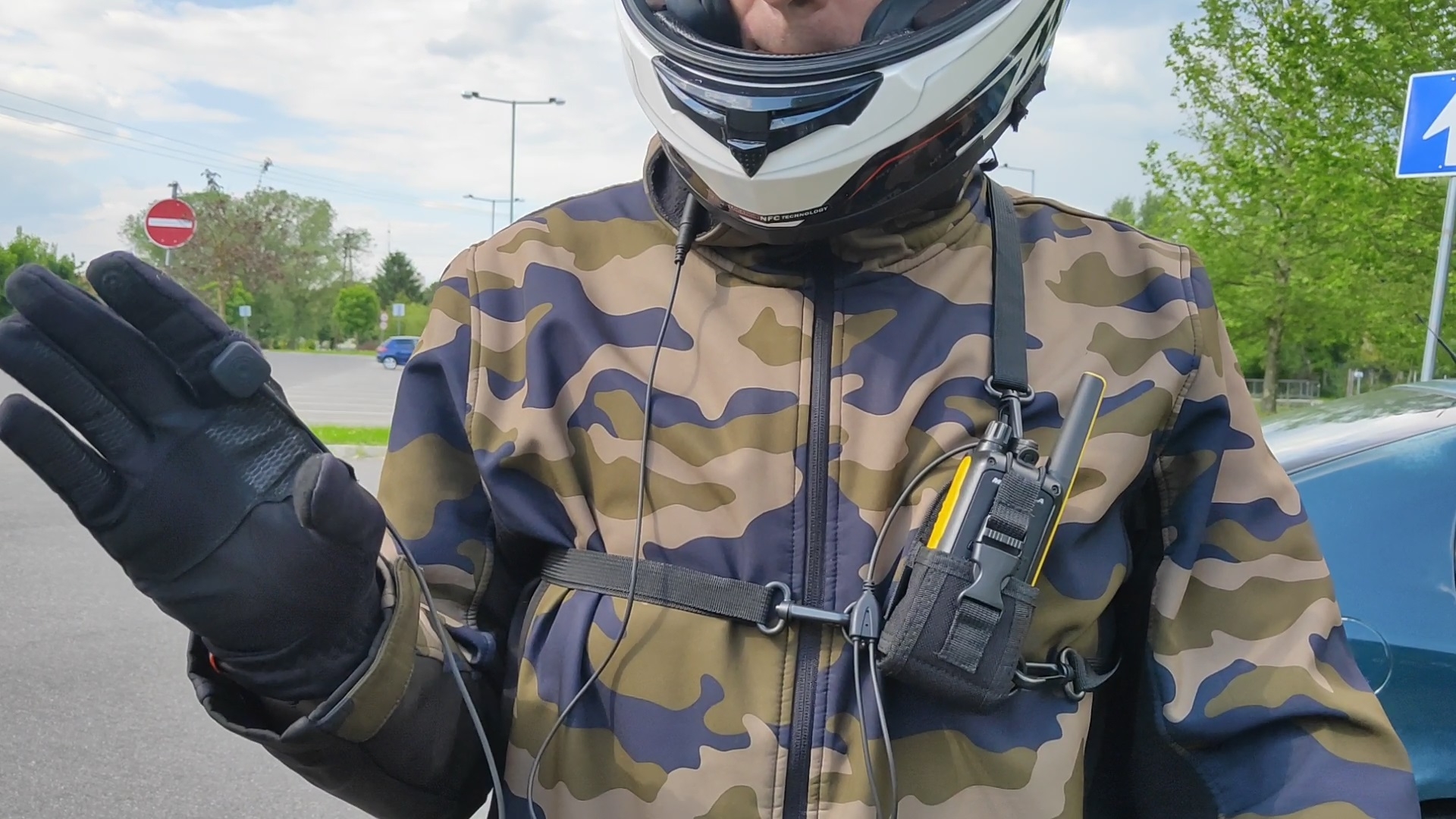 Walkie Talkie használat motorozás közben