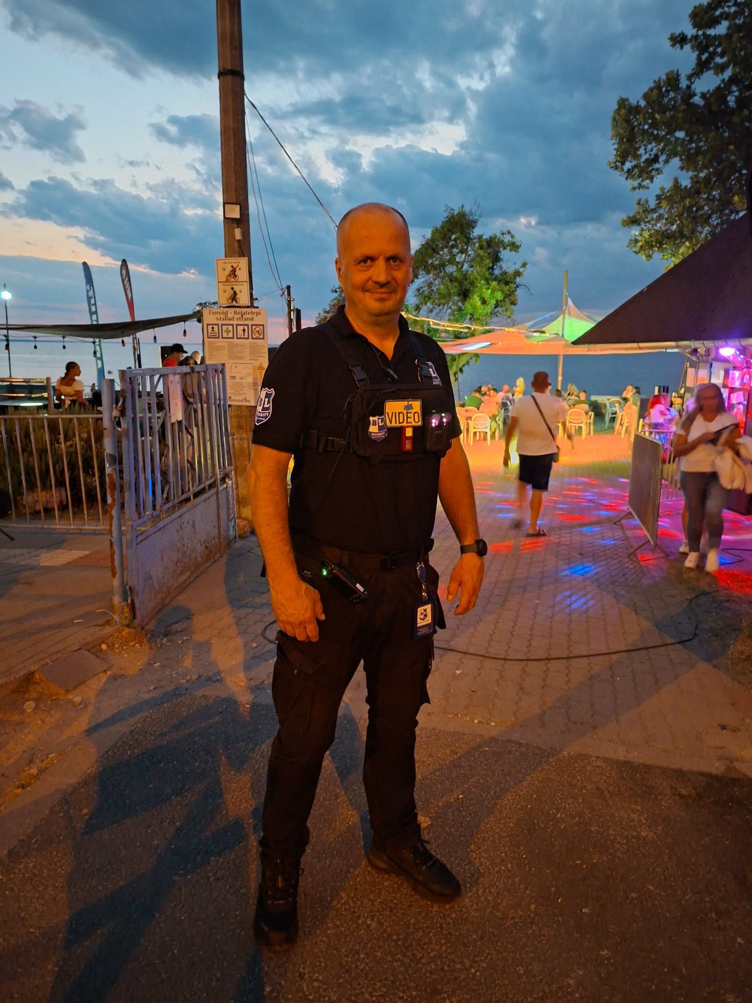 László Bokor în timpul serviciului