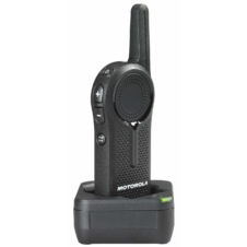 Picture 2/3 -Motorola CLR PLUS UHF 1Watt handheld radio / desktop charger, 1800 mAh Li-ion battery