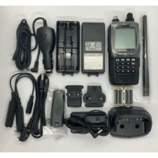Imagine 2/2 - Yaesu FTA-750L statie de aviatie
