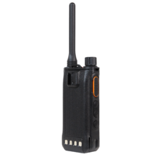 Imagine 3/3 - Hytera AP585 analog UHF