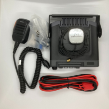 Imagine 4/4 - Hytera HM685 UHF DMR mobil radio