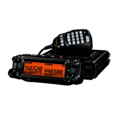 Imagine 1/3 - Yaesu FTM-150E