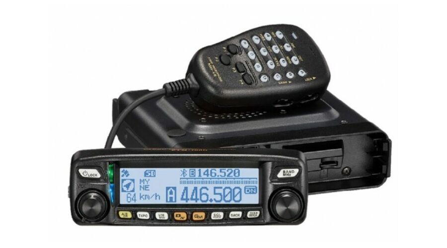 Yaesu FTM-100DE C4FM/FM DIGITAL MOBILE TRANSCEIVER